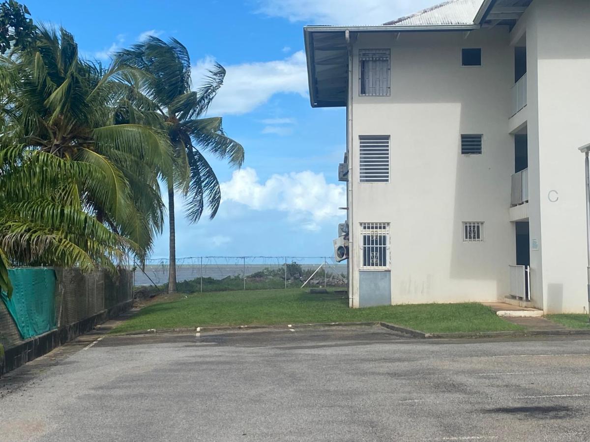 Le Petit Marin Des Salines A 0 Metre De La Plage Remire-Montjoly Exterior foto